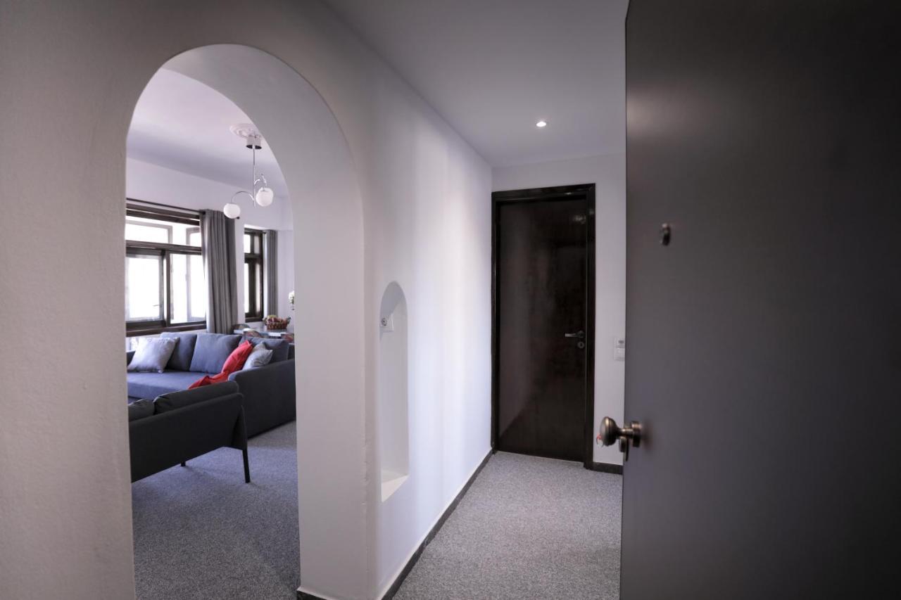 Modern 2 Bedroom Apartment Next To Metro - Marousi เอเธนส์ ภายนอก รูปภาพ